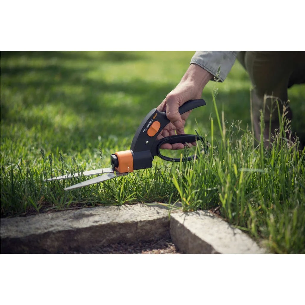 Fiskars Graskantschaar Servo-system Gs42 2 Fiskars Graskantschaar Servo-system Gs42 - Afbeelding 2
